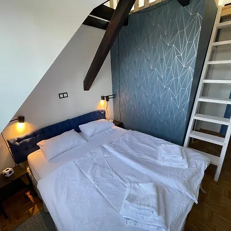 Naturalni Vinarstvi Dvorek - Penzion, Bistro & Wellness Maison d'hôtes 4*