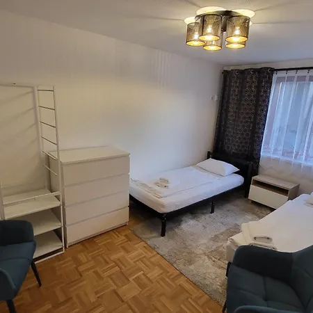 Naturalni Vinarstvi Dvorek - Penzion, Bistro & Wellness Pensjonat 4*