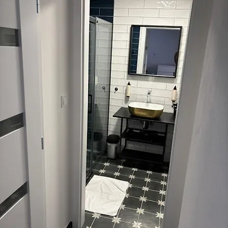 Naturalni Vinarstvi Dvorek - Penzion, Bistro & Wellness 4*