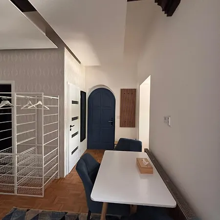 Naturalni Vinarstvi Dvorek - Penzion, Bistro & Wellness Гостевой дом Дольни-Дунаёвице