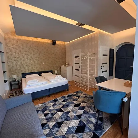 Гостевой дом Naturalni Vinarstvi Dvorek - Penzion, Bistro & Wellness